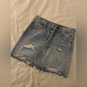 Levi’s High Waisted Denim Skirt